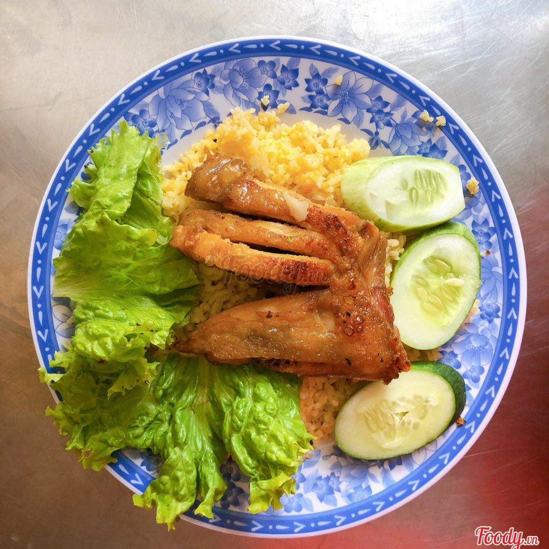 combo-com-ga-xoi-mo-ui-lap-xuong-kim-chi-han