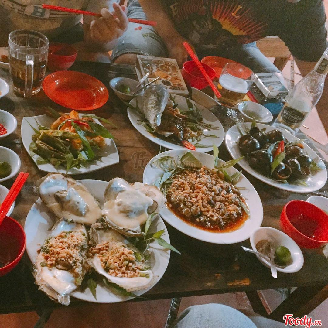 combo-giang-sinh-oc-mam-lau-3-chai-cocacola-1-oc-toi-nuong