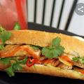 banh-mi-xuc-xich-khoai