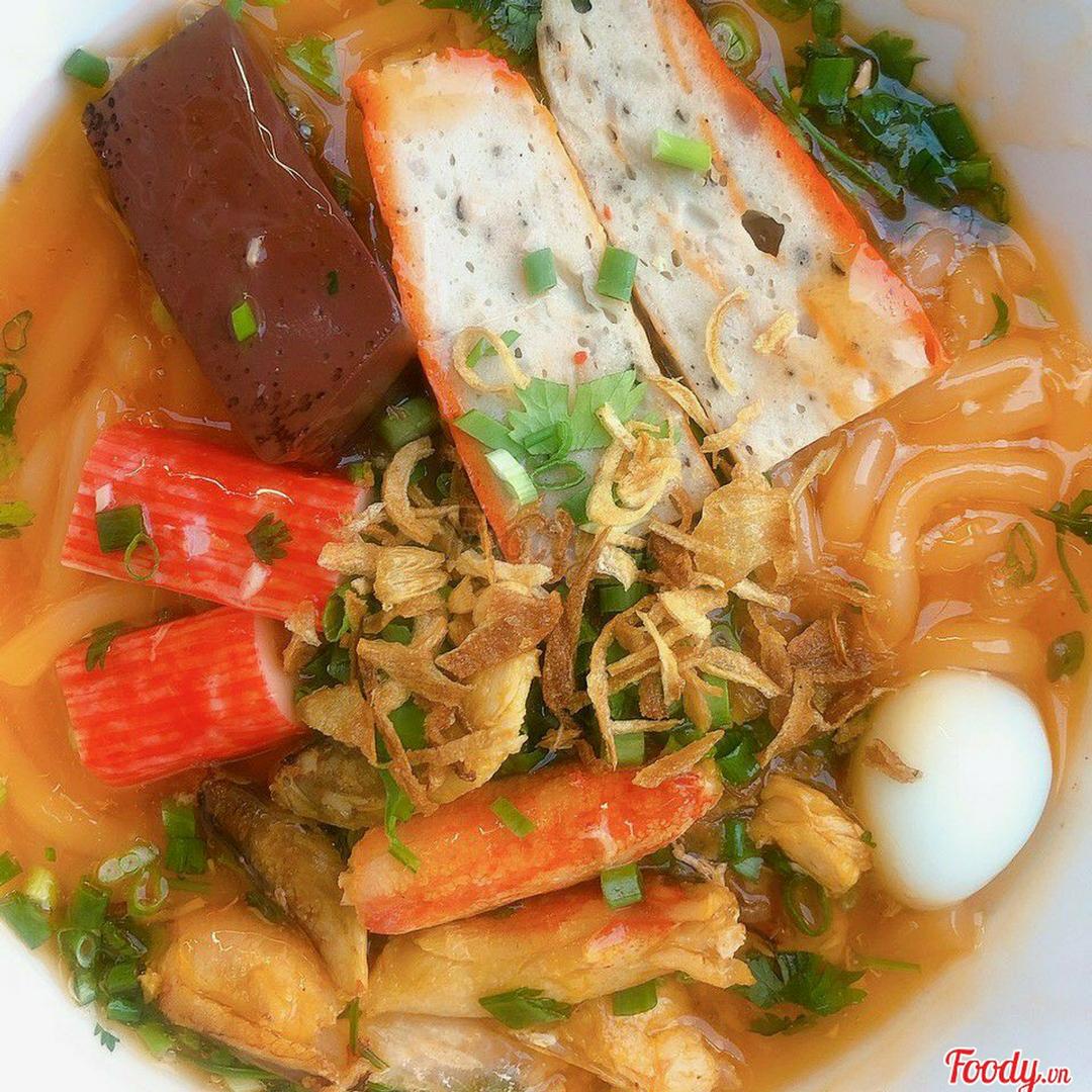 banh-canh-cua-cha-thanh-cua