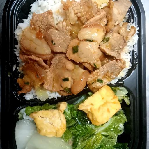 com-thit-rang-chay-canh