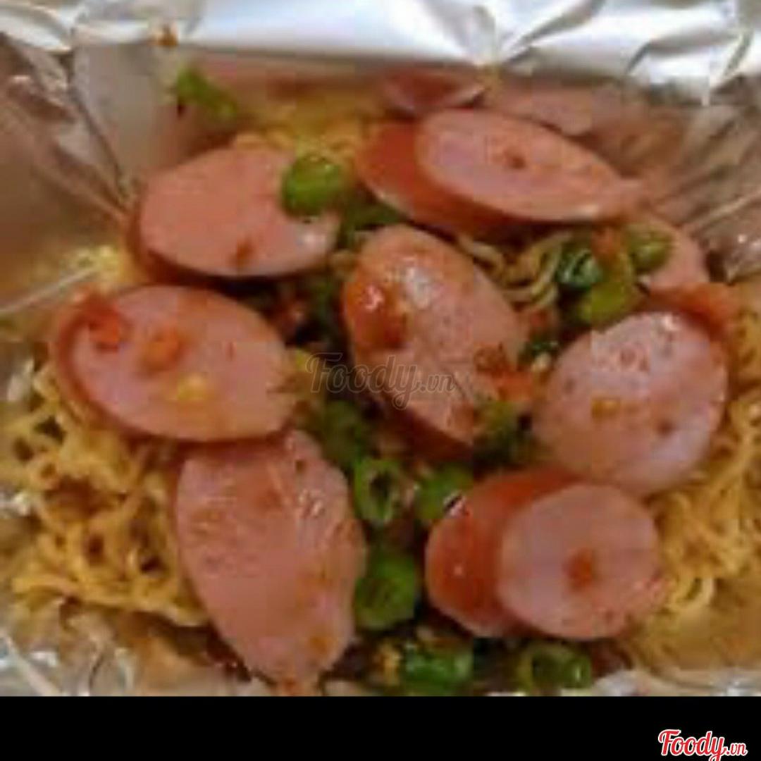 combo-my-tron-xuch-xich-coca