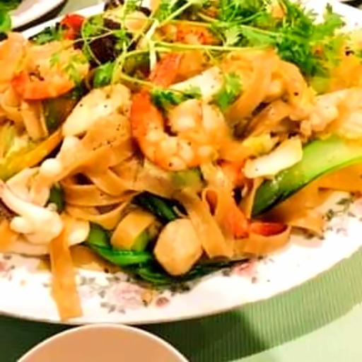 hu-tieu-pho-xao-hai-san