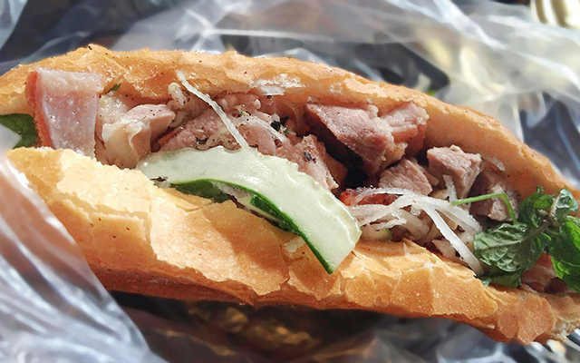Bánh-Mì-Heo-Quay-Nhung