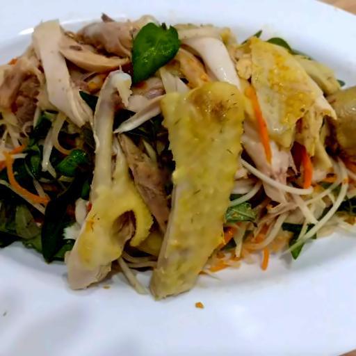 com-ga-ta-goi-nguyen-con-5phan-com-canh