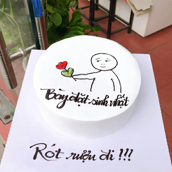 banh-bay-at-sinh-nhat-vua