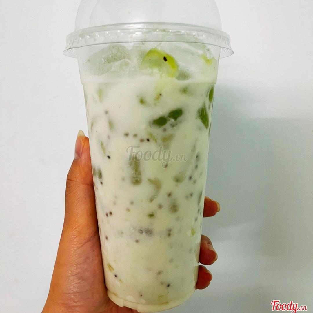 yogurt-kiwi-hat-chia