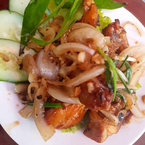 ga-chien-mam-1-ui-khong-com