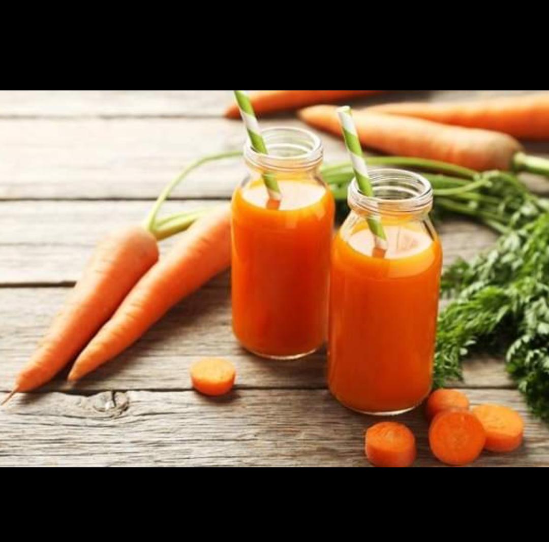 nuoc-ep-ca-rot-dua-cam