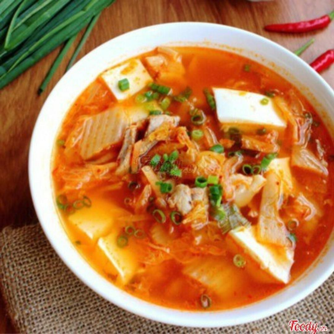 canh-chua-kim-chi