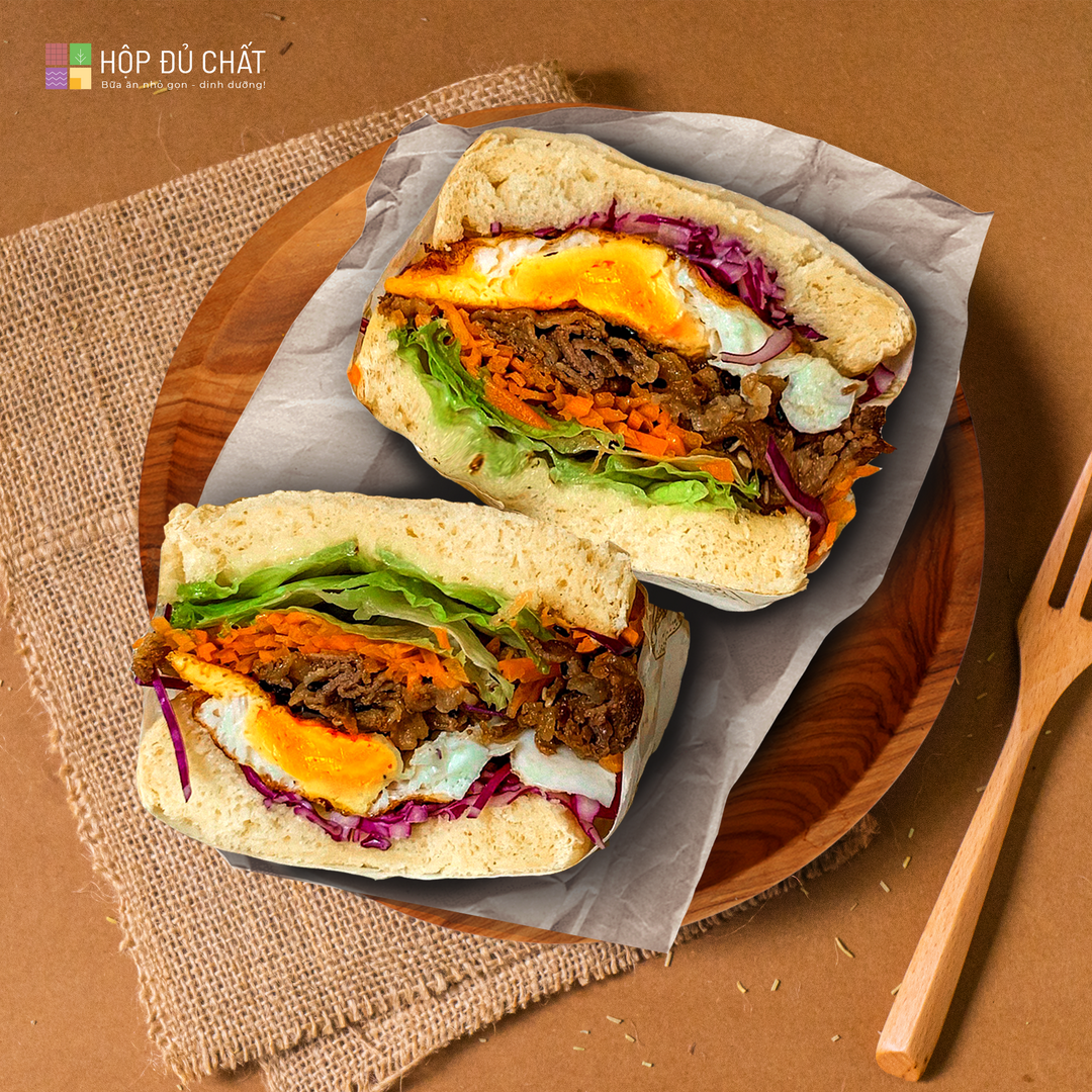 banh-mi-sandwich-bo-trung-chay-beef-egg-sandwich