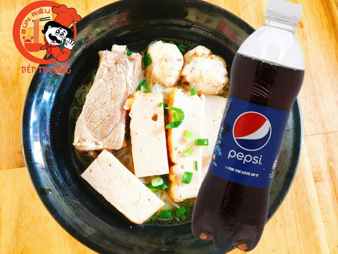 bun-moc-cha-suon-pepsi-hoac-7up
