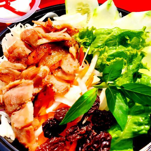 salad-thit-heo-nuong-xot-mayo