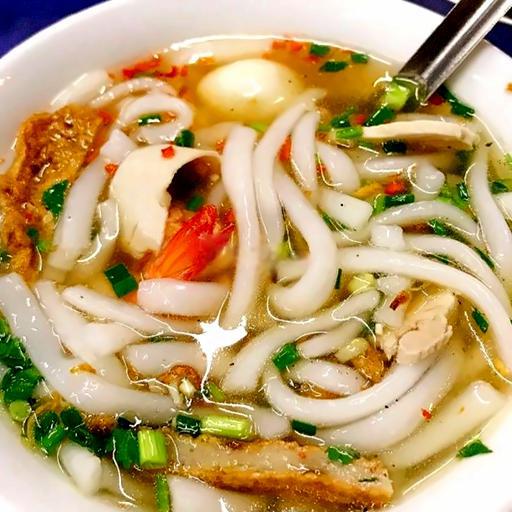 banh-canh-cha-ca