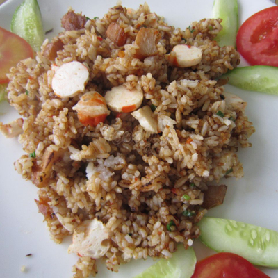 com-chien-indonesia-chay