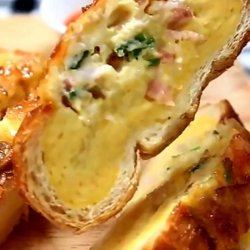 banh-mi-trung-pho-mai