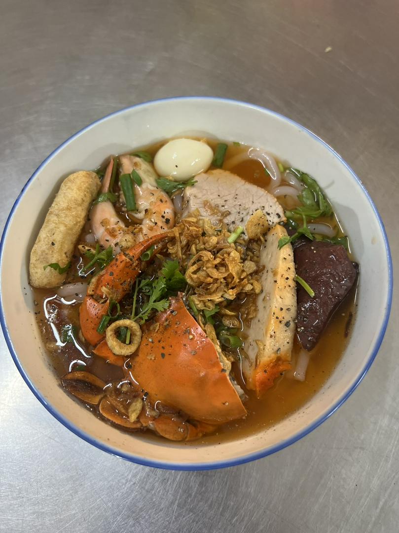 banh-canh-cua-thap-cam-nua-con