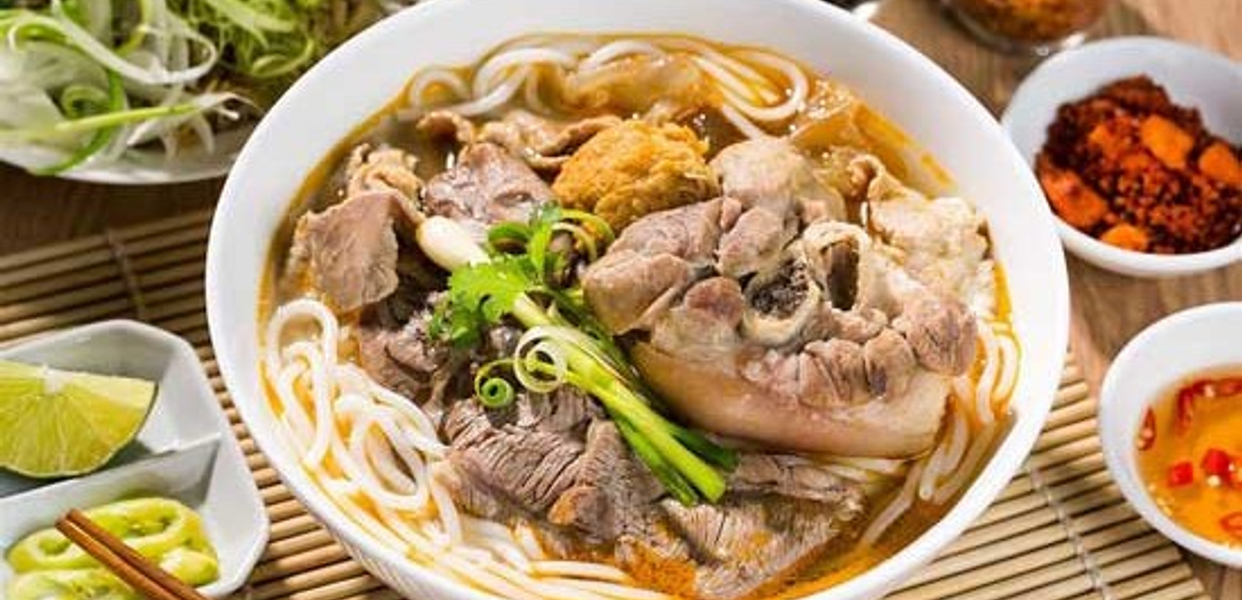 bun-bo-hue-ut-dung-ton-that-hiep