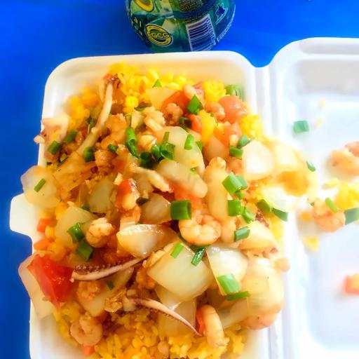 com-chien-hai-san-thap-cam-co-tu-9h-sang