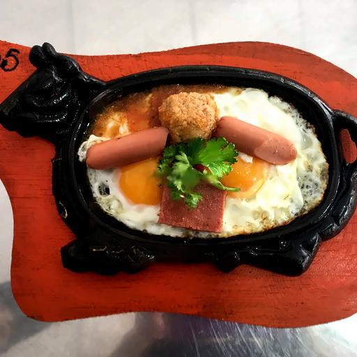 op-la-xiu-mai-xuc-xich