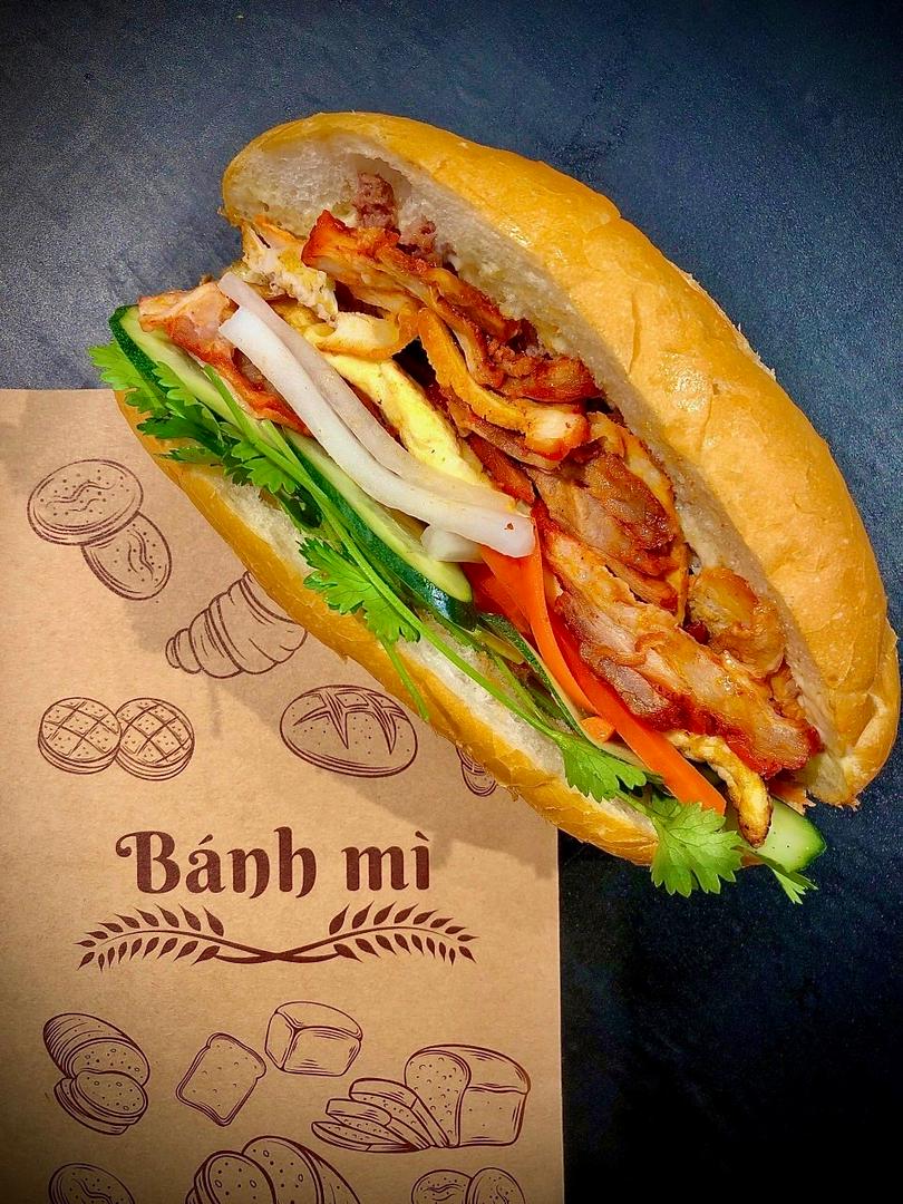 banh-mi-pate-xa-xiu