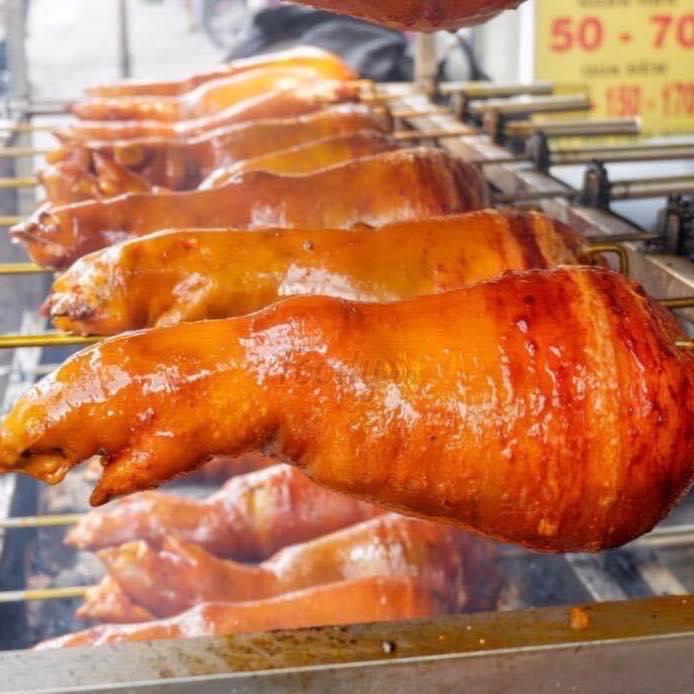 1-gio-heo-rut-xuong-quay-mac-mat