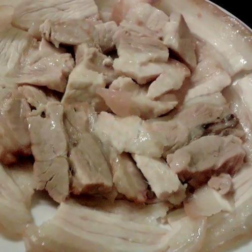 thit-ba-roi-luoc-khong-bun