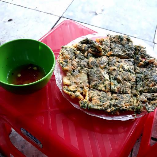 banh-mi-trung-ngai-cuu