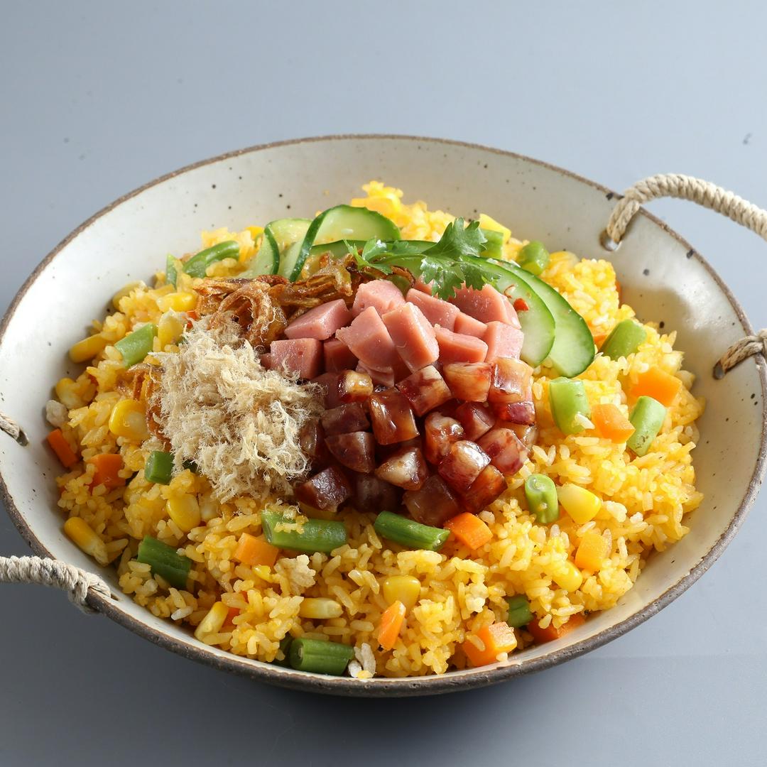 com-rang-quoc-dan-ac-biet-canh