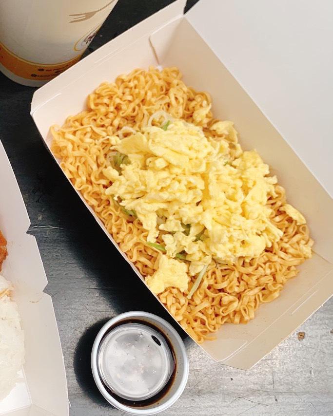 mi-tron-hongkong-trung-may