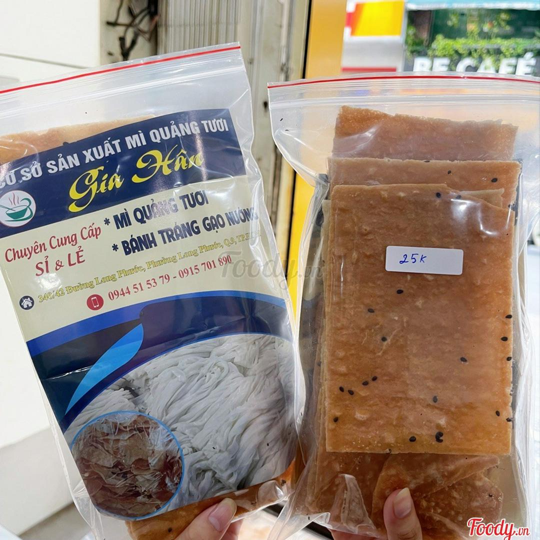 banh-trang-gao-nuong-nha-lam