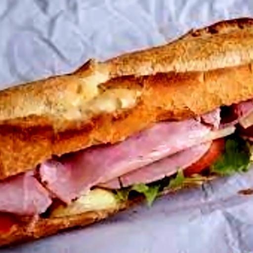 banh-mi-thit-nguoi-jambon-phomai