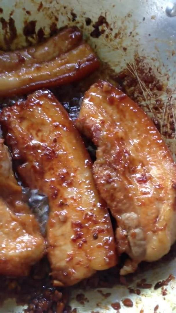 com-thit-khia-rim-nuoc-mam