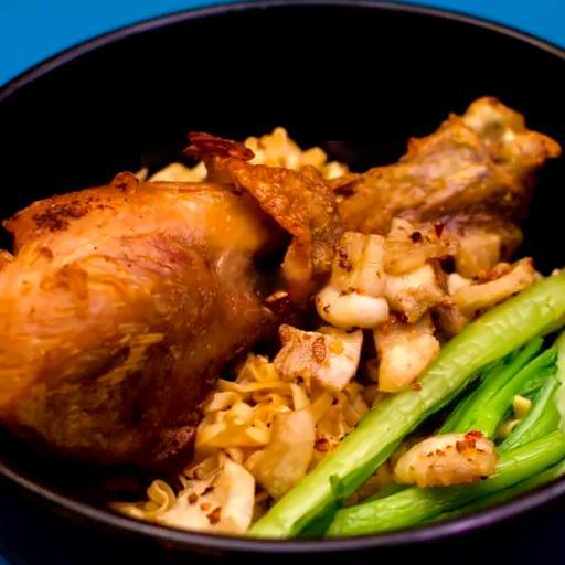 mi-goi-ga-quay-sot-mam-toi