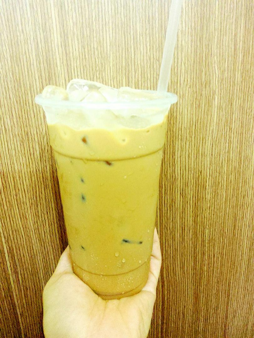 tra-sua-hongkong-ben-hong-cho-lon-am-tra-thom-sua-ly-lon-700ml