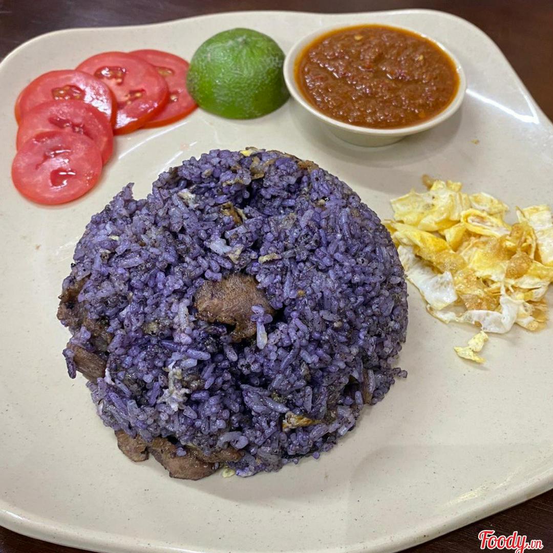 com-chien-o-liu-vo-thit-heo