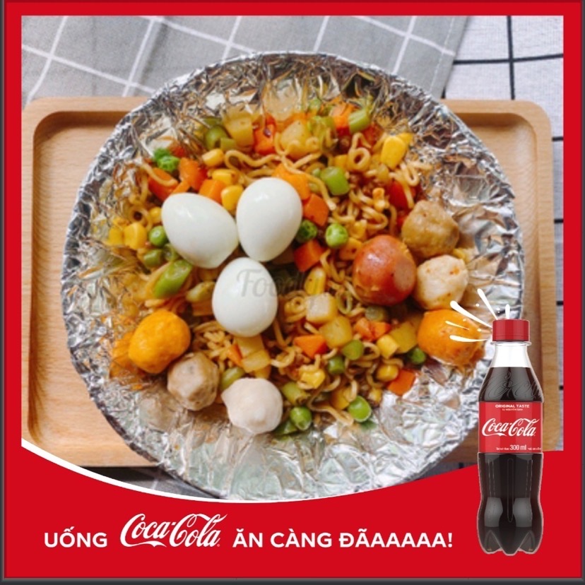 mi-tron-indomie-ay-u-nho-coca