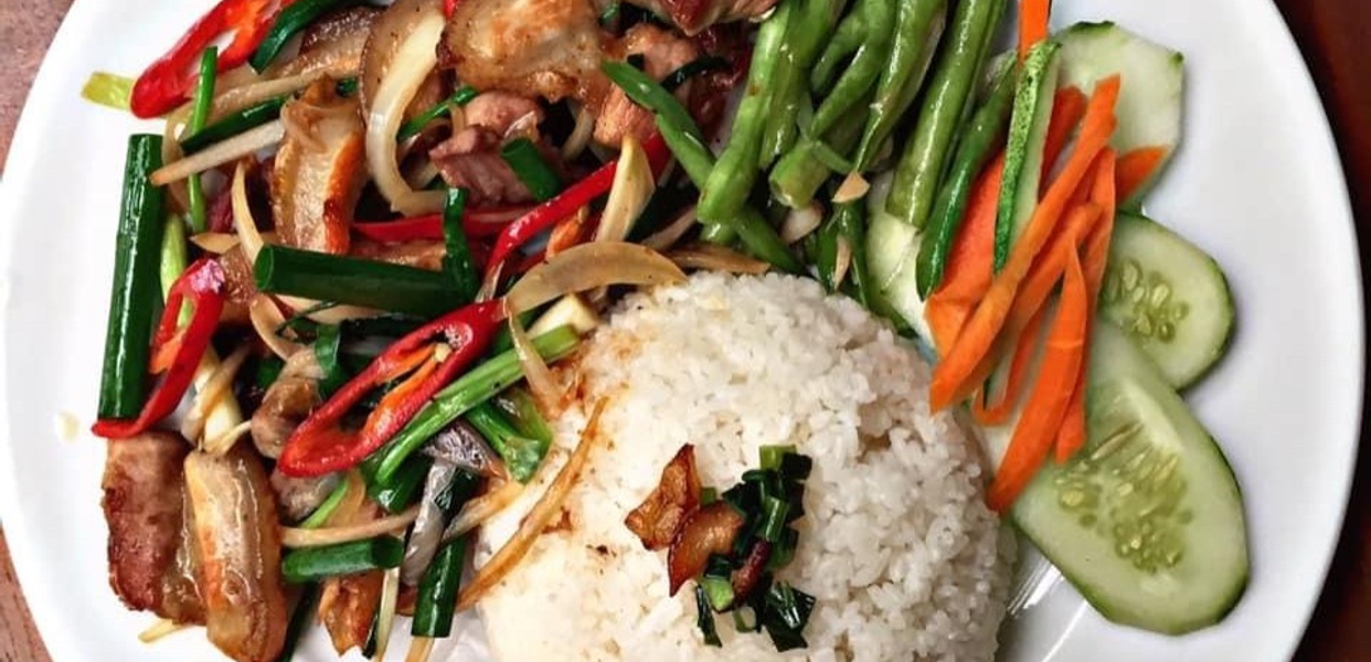 container-beer-com-ga-hoi-an-nguyen-huy-tuong