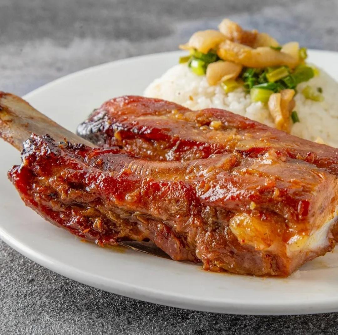 com-tam-suon-cay-nuong-ngu-vi