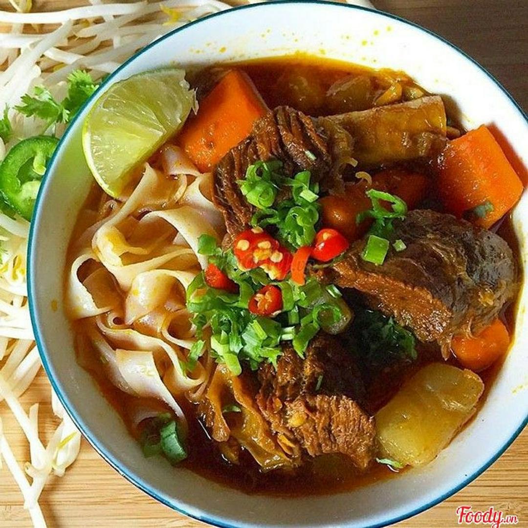hu-tieu-mem-bo-kho
