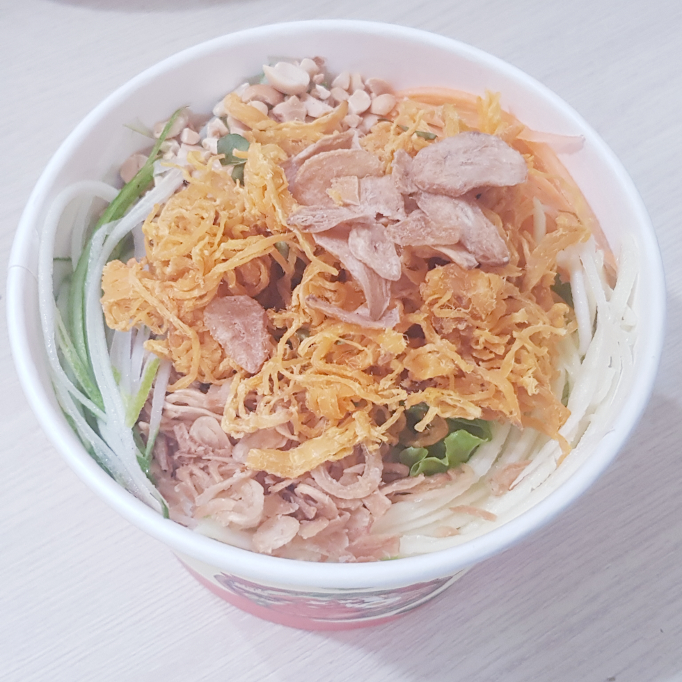 bun-tron-ga-chay-toi