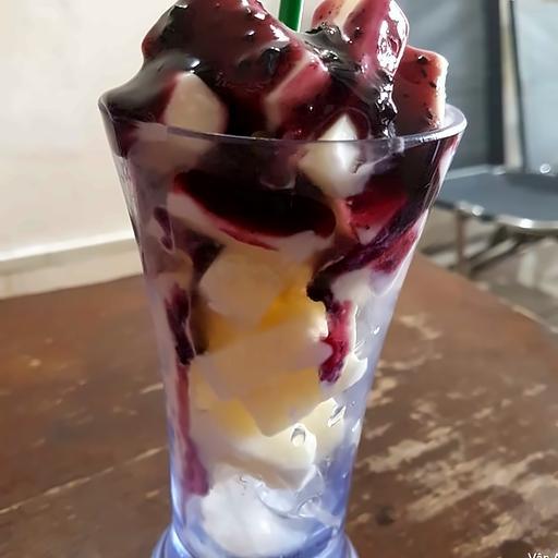 sua-chua-deo-xat-mieng-viet-quat