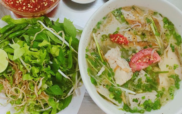 nho-nha-trang-bun-ca-bun-thai-hoang-sa