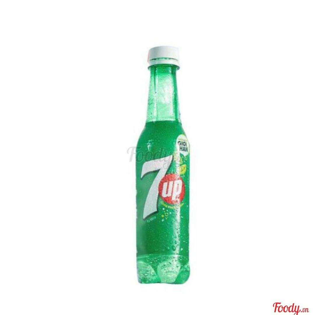 7-up-chai-330ml