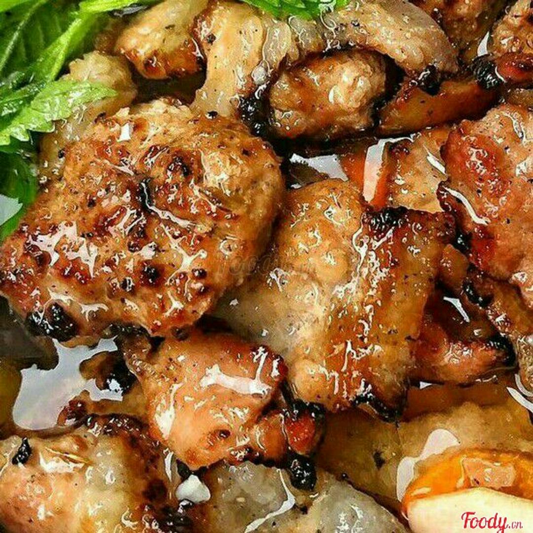 bun-cha-chi-lay-ba-roi