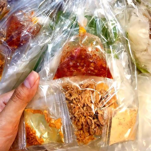 banh-trang-muoi-sate-ot-rim-toi