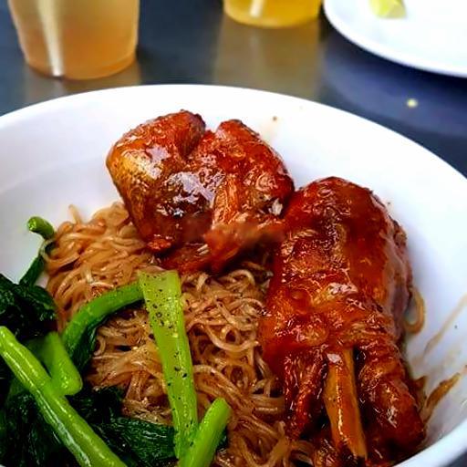 hu-tieu-3-vat-ga-quay