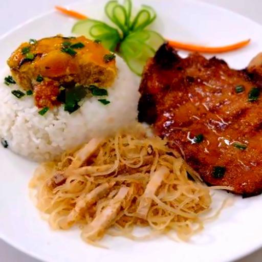 thit-kho-trung-nuoc-dua