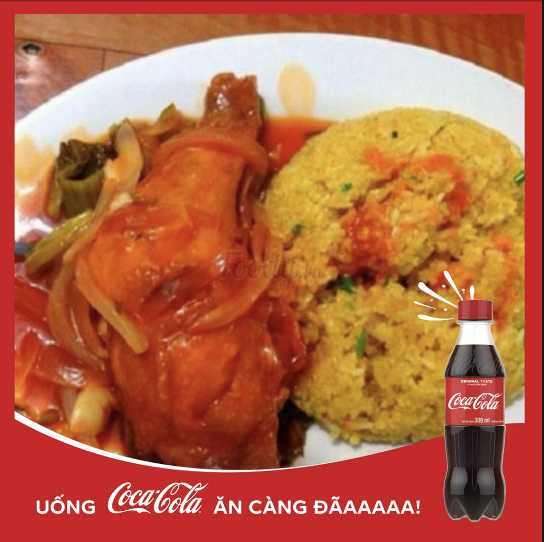 com-rang-ga-rut-xuong-coca-trung-op-kem-rau