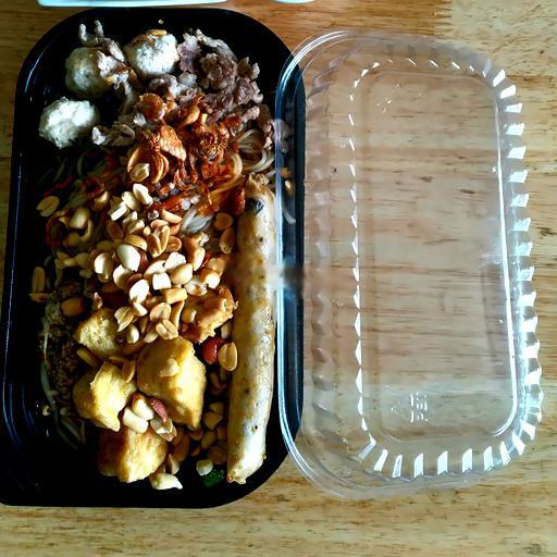 bun-tron-thit-bo-gio-tai-moc-au